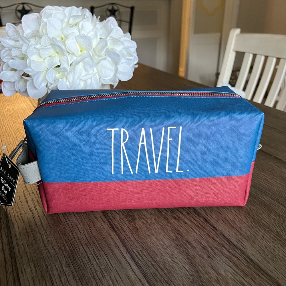 RAE DUNN MEN’S TRAVEL BAG